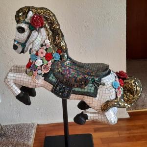 Carolyn Hoebelheinrich, Rosie, $4000